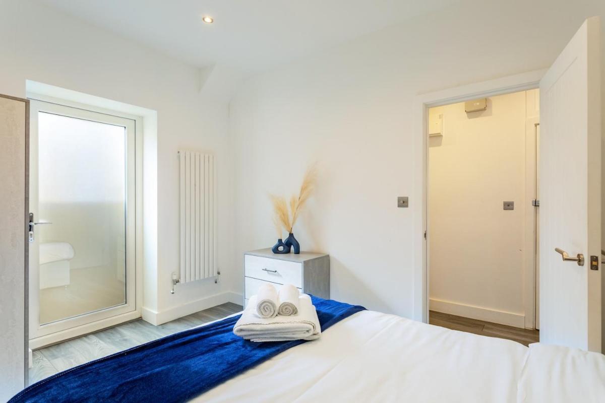 Stylish 2-Bed Flat In The Heart Of West Hampstead Apartment London Exterior photo